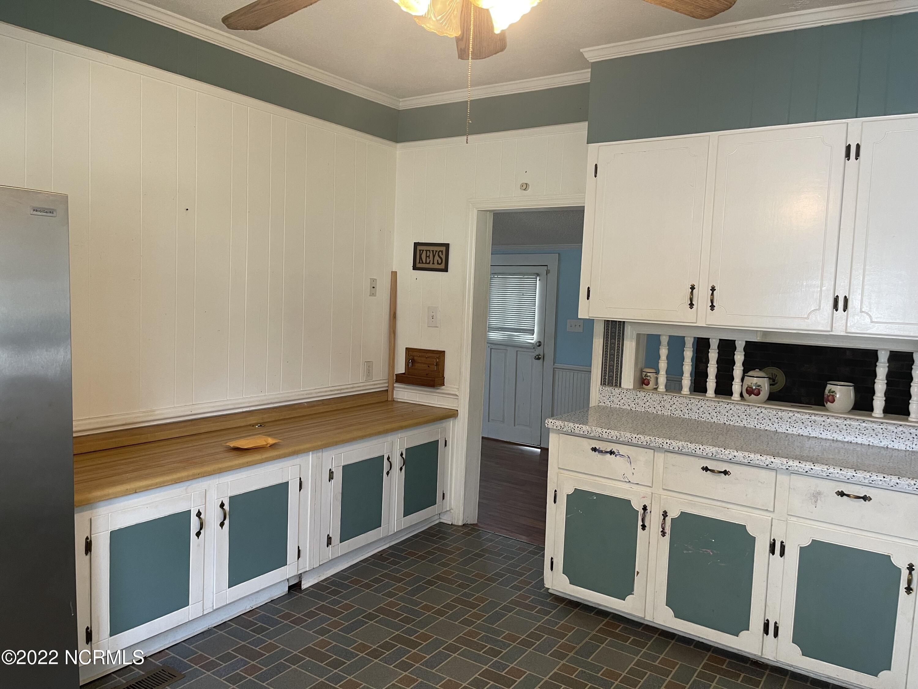 680 Spring Garden Road New Bern, NC 28562 - Photo 5 of 25 6) Kitchen View #2