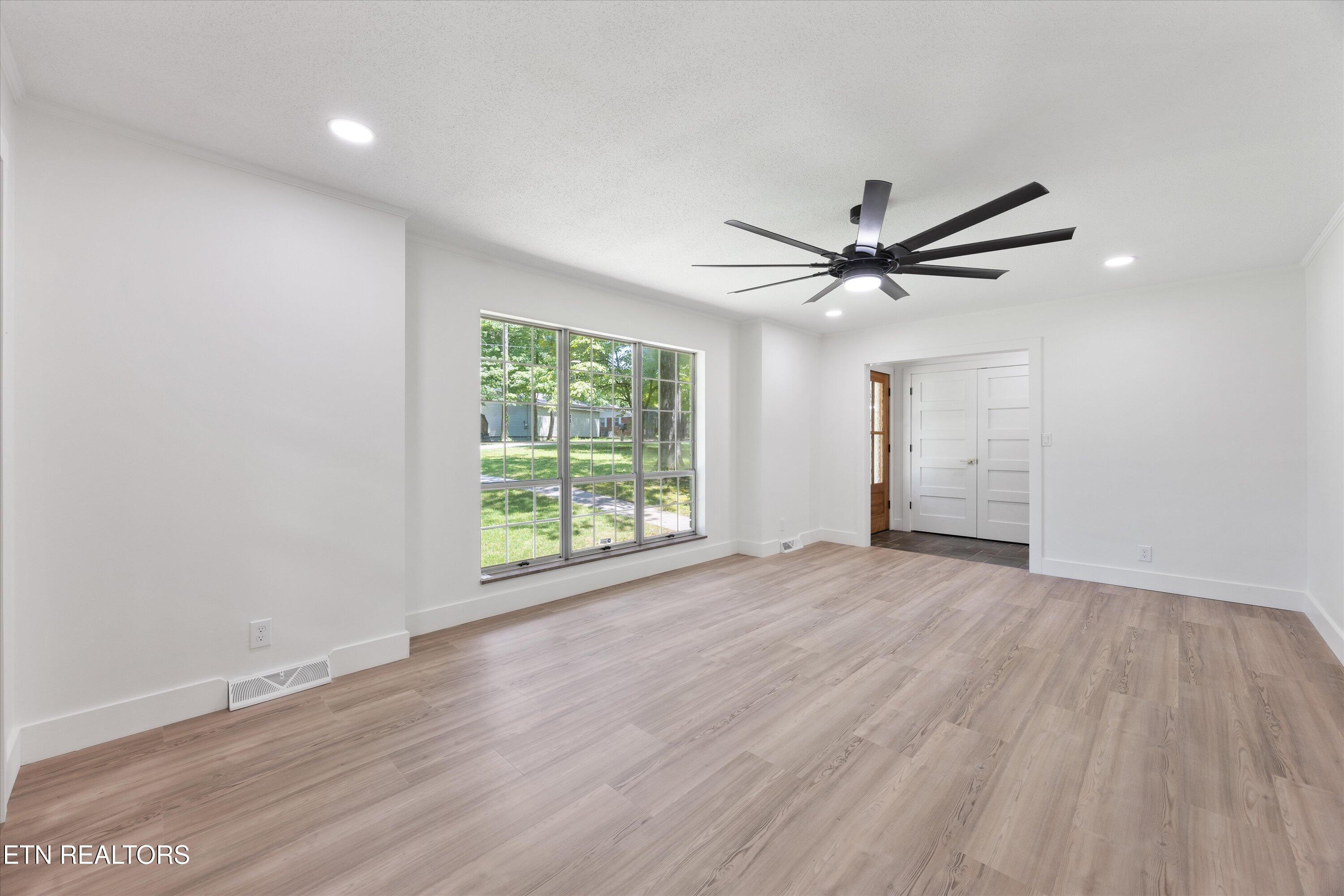 159 Sam's Boat Dock Road Ten Mile, TN 37880 - Photo 12 of 51 12-159 Sam's Boat Dock 05