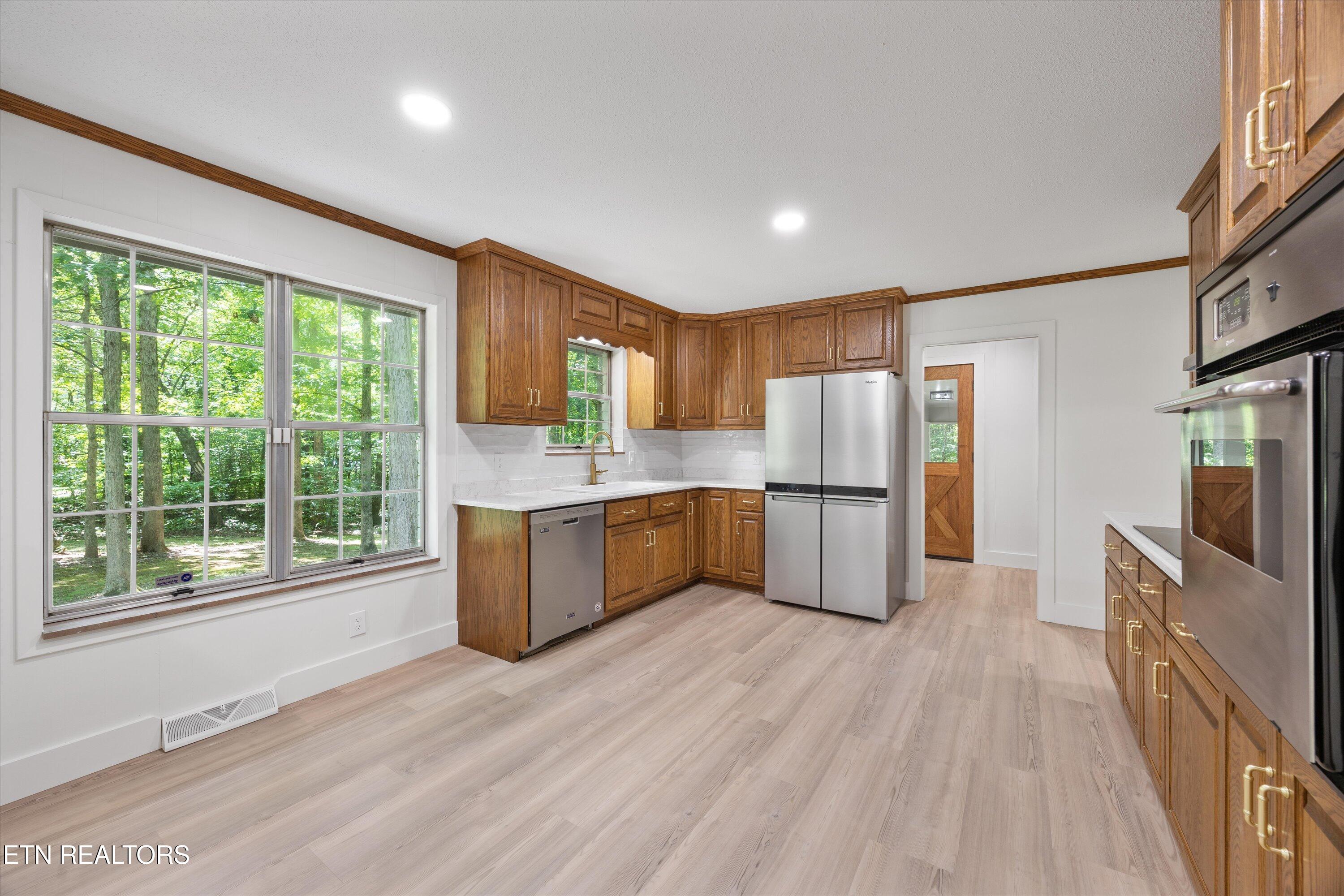 159 Sam's Boat Dock Road Ten Mile, TN 37880 - Photo 21 of 51 21-159 Sam's Boat Dock 14