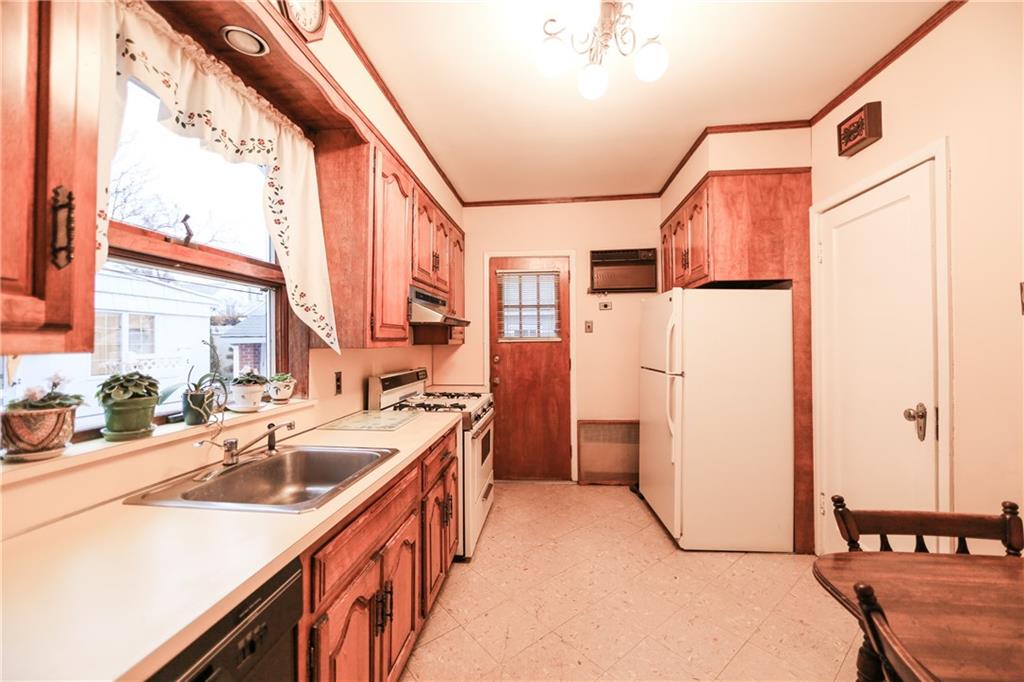 7923 Colonial Road Brooklyn, NY 11209 - Photo 8 of 20 Gallery Image 8