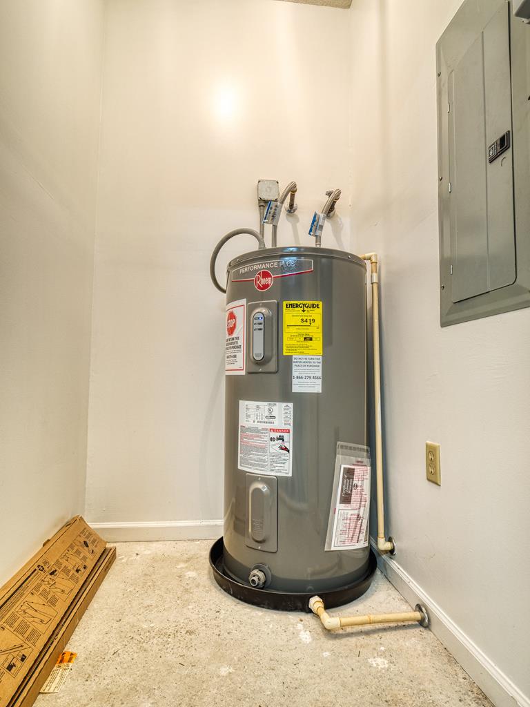 4811 Johnson Road South Valdosta, GA 31601 - Photo 36 of 38 Gallery Image 36