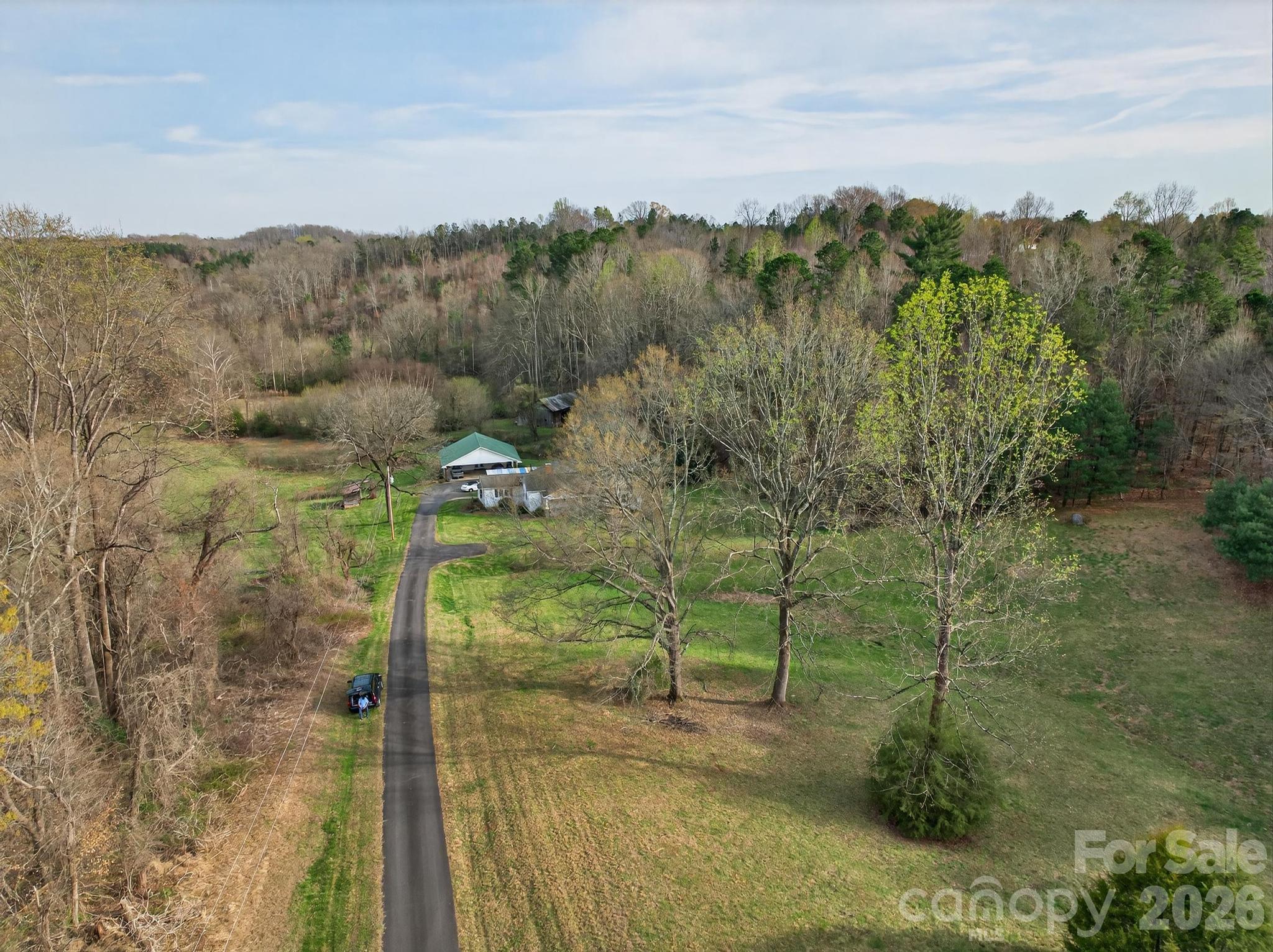 343 Hoyles Creek Road Dallas, NC 28034 - Photo 9 of 31 a view of a city
