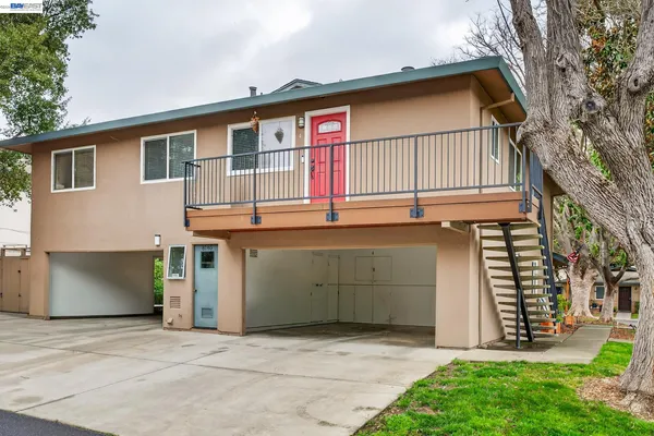 $515,000 | 8185 Arroyo Drive, Unit 4, Pleasanton, CA 94588