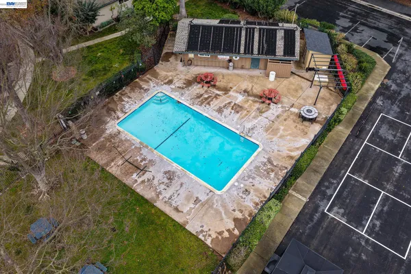 $515,000 | 8185 Arroyo Drive, Unit 4, Pleasanton, CA 94588