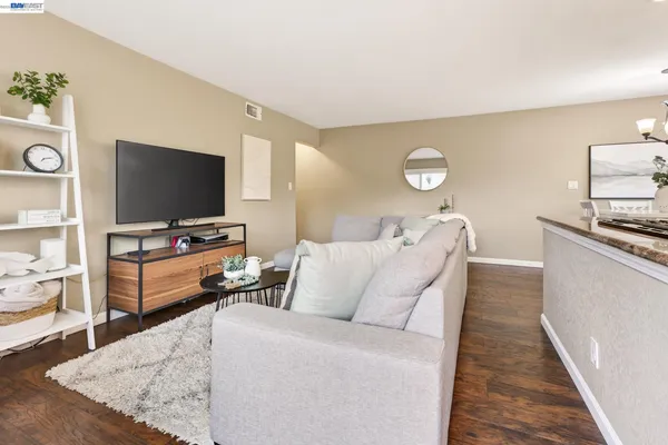 $515,000 | 8185 Arroyo Drive, Unit 4, Pleasanton, CA 94588