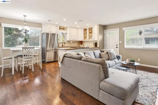 $515,000 | 8185 Arroyo Drive, Unit 4, Pleasanton, CA 94588