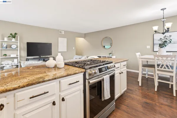 $515,000 | 8185 Arroyo Drive, Unit 4, Pleasanton, CA 94588