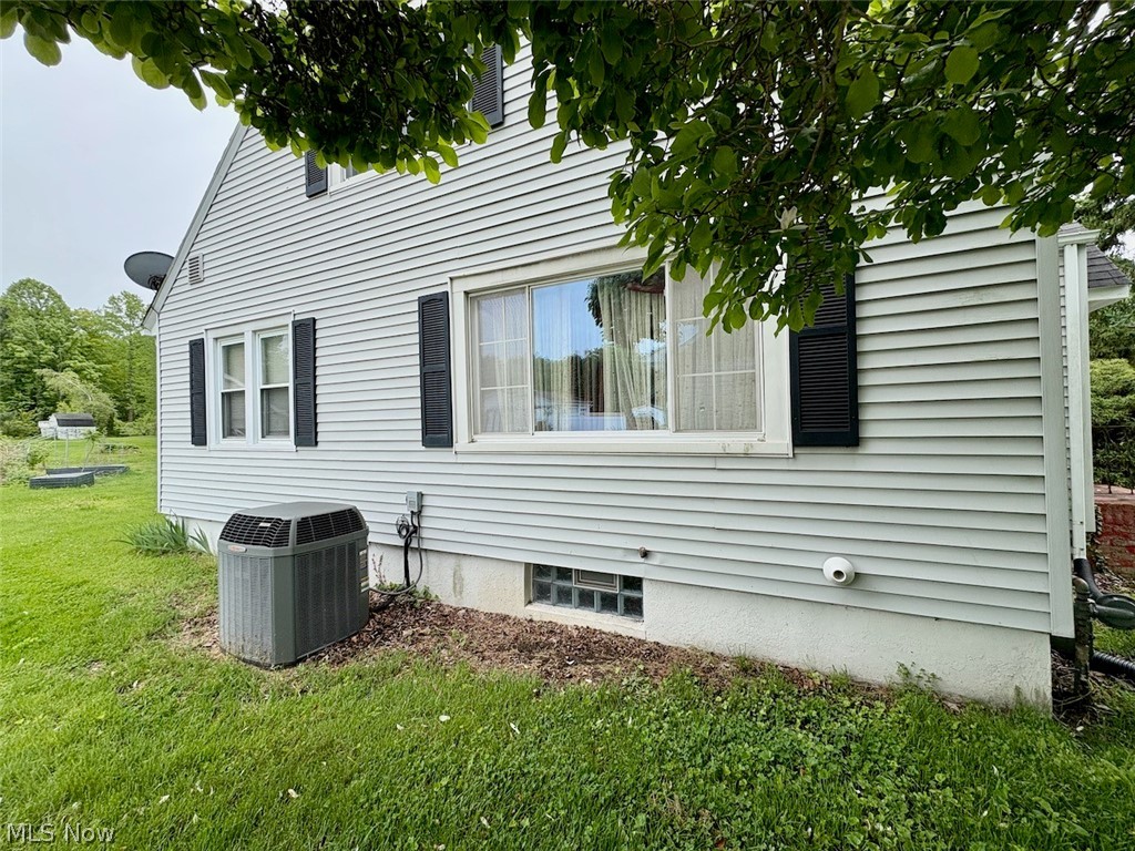 6014 North Ridge Road West Ashtabula, OH 44004 - Photo 37 of 43