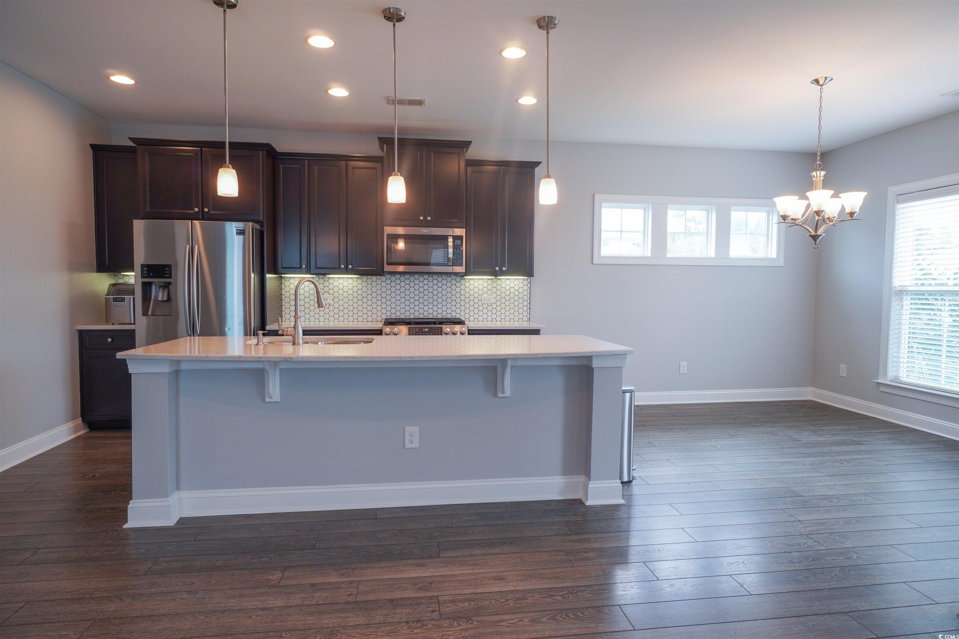 100 Splendor Circle Murrells Inlet, SC 29576 - Photo 21 of 40 Kitchen with dining area