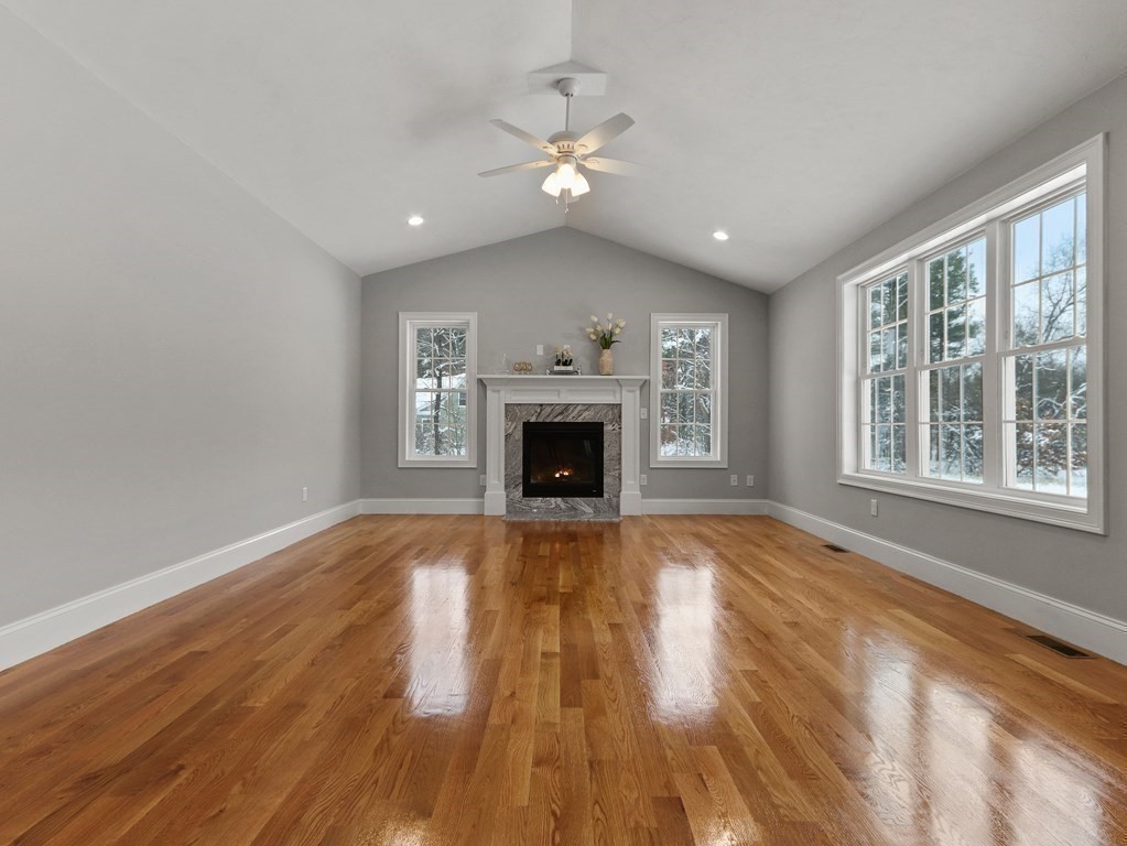 1 Silver Oak Road Hudson, MA 01749 - Photo 6 of 35 Gallery Image 6