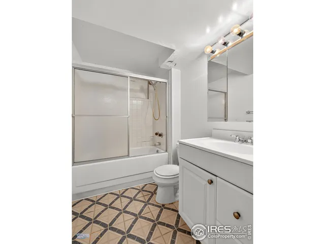 $425,000 | 2521 Danbury Drive, Longmont, CO 80503