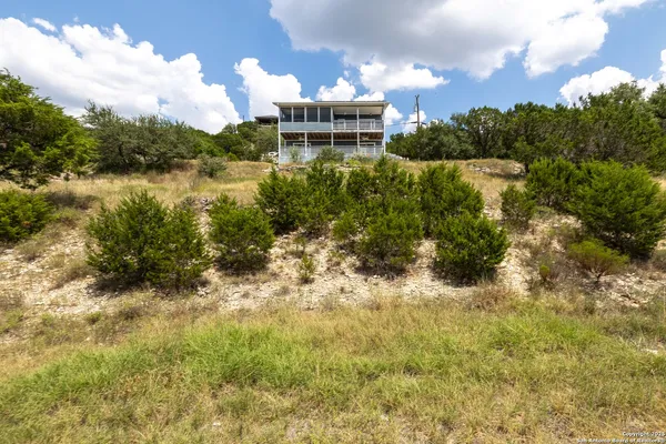 $435,000 | 667 Rock Castle, Canyon Lake, TX 78133
