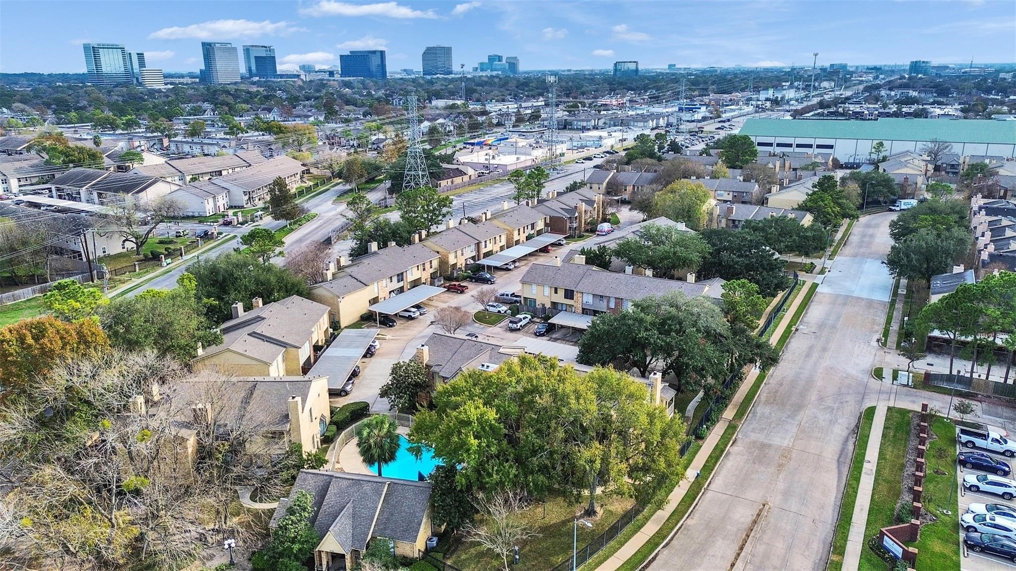 1515 Sandy Springs Road, Unit 1006 Houston, TX 77042 - Photo 31 of 35 an aerial view of multiple house