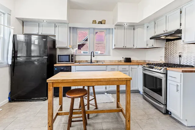 $150,000 | 417 South Elm Avenue, Kankakee, IL 60901