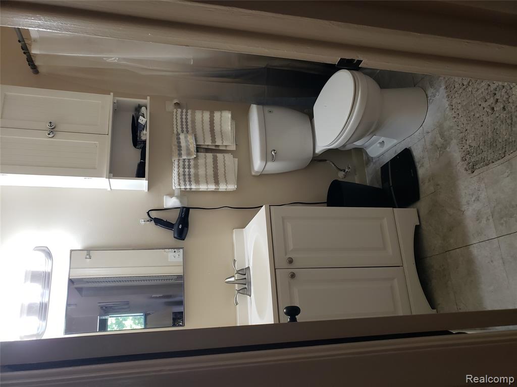 4534 Raubinger Road Swartz Creek, MI 48473 - Photo 6 of 16 Gallery Image 6
