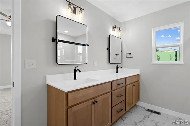 $537,500 | 1232 Old Town Bridge, O'Fallon, IL 62269