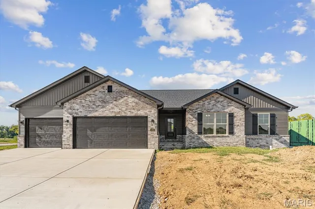 $537,500 | 1232 Old Town Bridge, O'Fallon, IL 62269