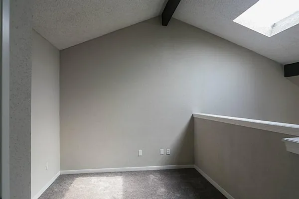 $127,500 | 11963 Bob White Drive, Unit 854, Houston, TX 77035