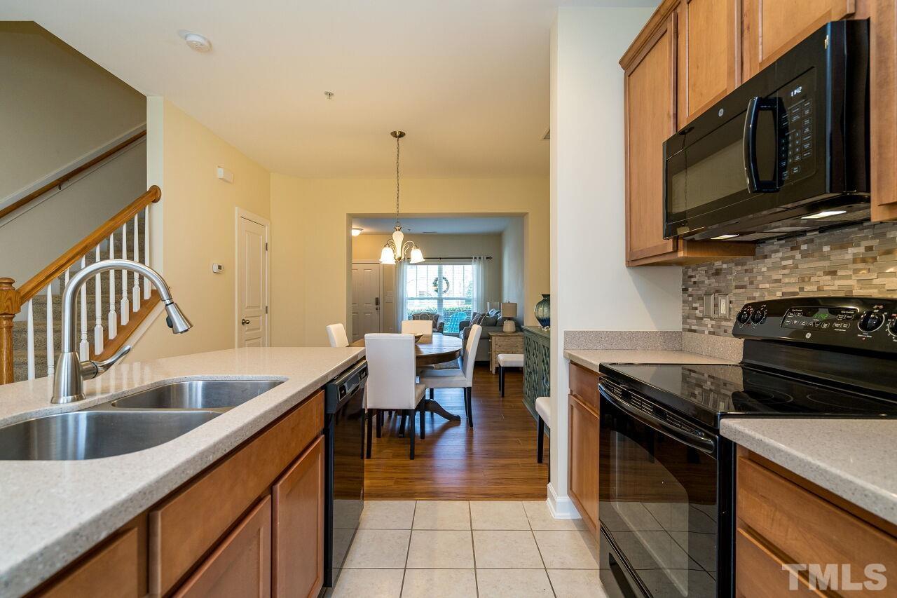 8007 Sunset Branch Court Raleigh, NC 27612 - Photo 16 of 27 Gallery Image 16