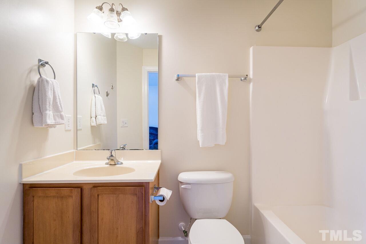 8007 Sunset Branch Court Raleigh, NC 27612 - Photo 25 of 27 Gallery Image 25
