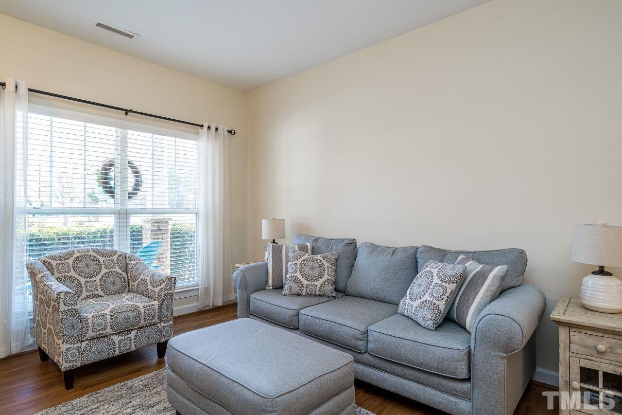 8007 Sunset Branch Court Raleigh, NC 27612 - Photo 6 of 27 Gallery Image 6