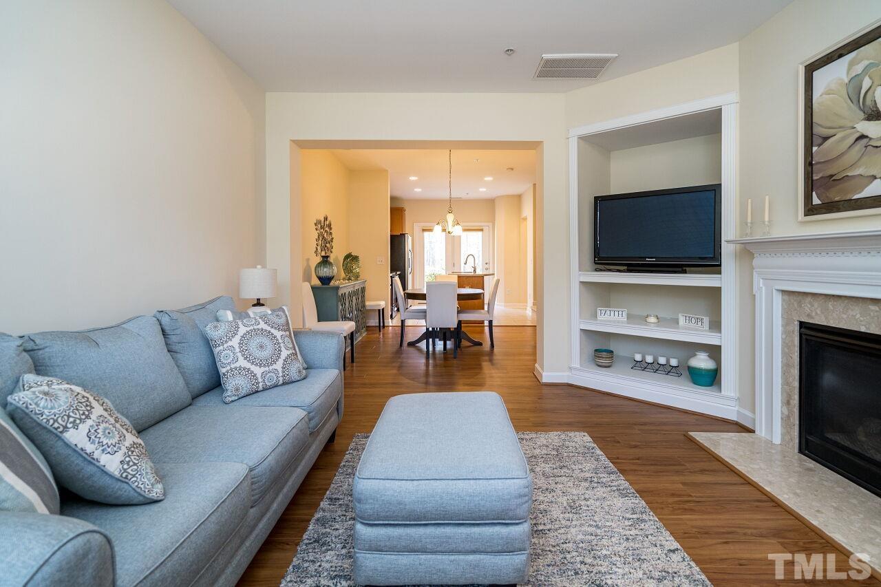 8007 Sunset Branch Court Raleigh, NC 27612 - Photo 8 of 27 Gallery Image 8