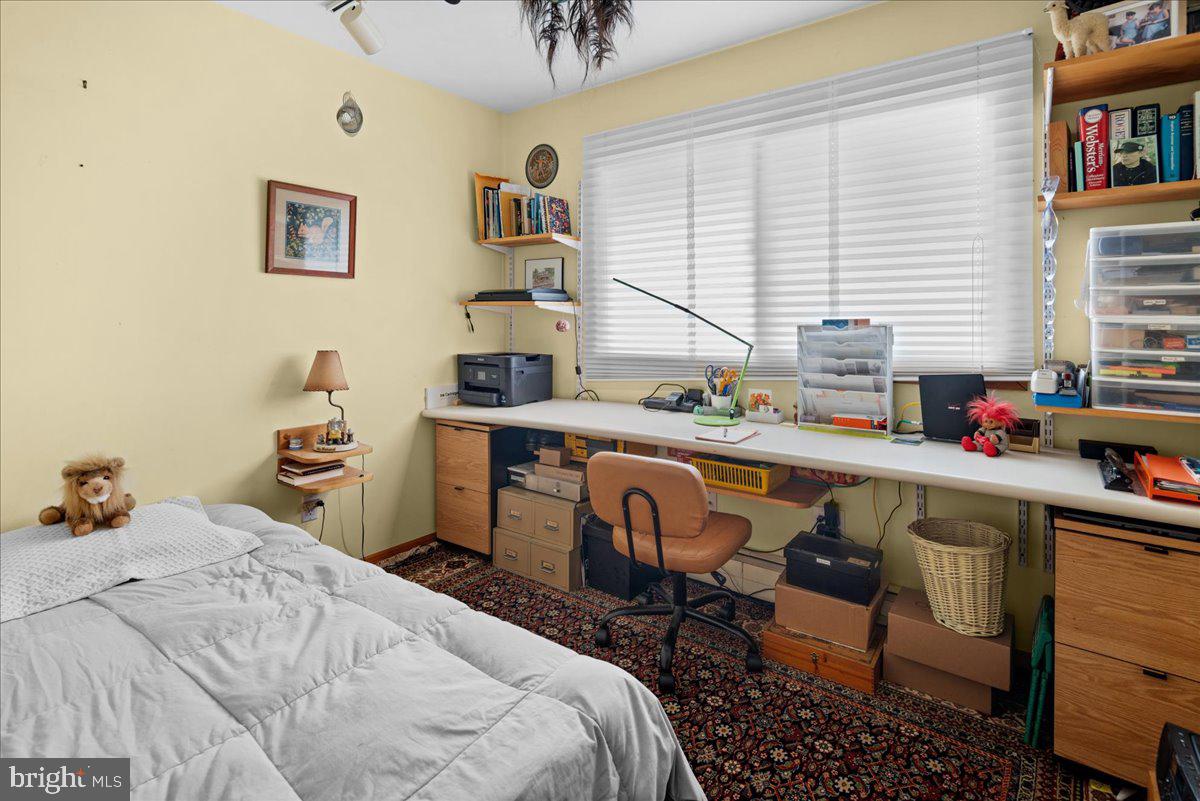 260 Friendship Road Monmouth Junction, NJ 08852 - Photo 12 of 45 Gallery Image 12