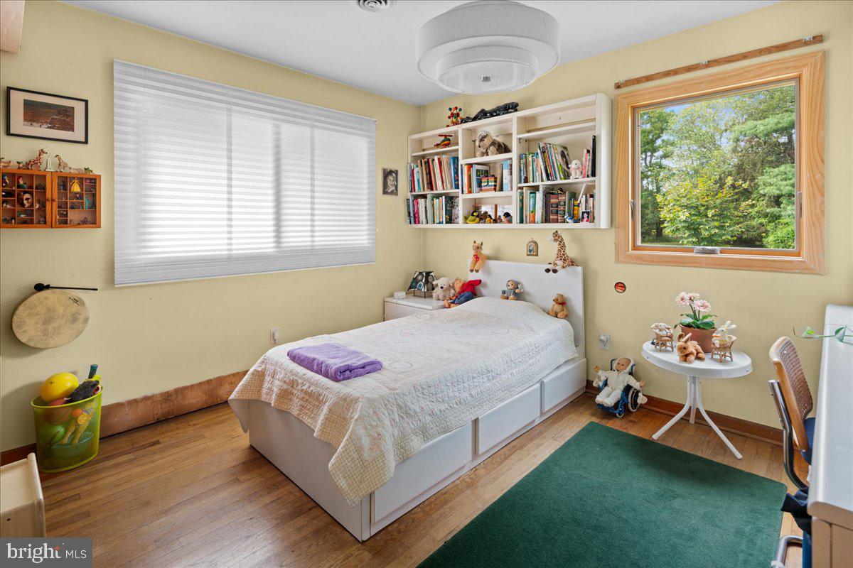 260 Friendship Road Monmouth Junction, NJ 08852 - Photo 14 of 45 Gallery Image 14