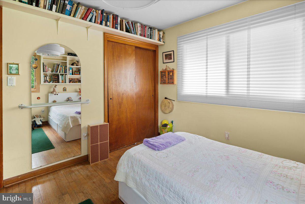 260 Friendship Road Monmouth Junction, NJ 08852 - Photo 16 of 45 Gallery Image 16
