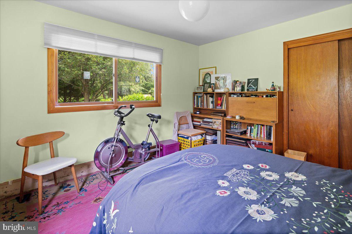260 Friendship Road Monmouth Junction, NJ 08852 - Photo 19 of 45 Gallery Image 19
