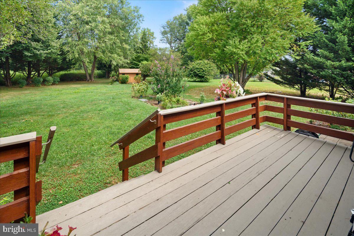260 Friendship Road Monmouth Junction, NJ 08852 - Photo 23 of 45 Gallery Image 23