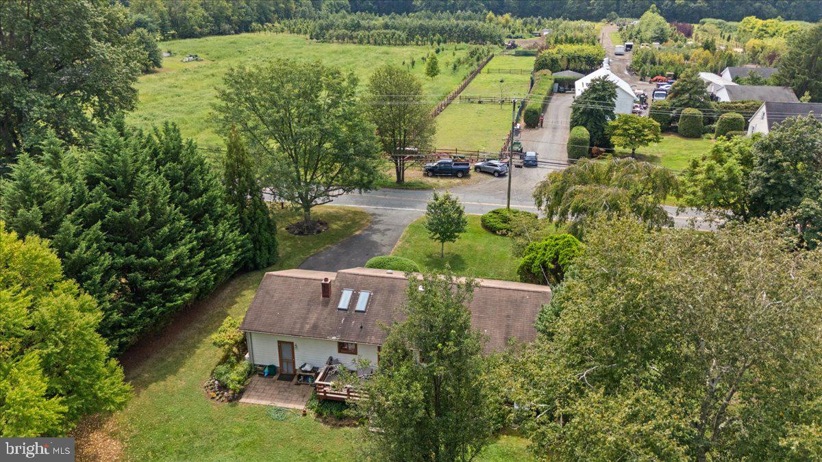 260 Friendship Road Monmouth Junction, NJ 08852 - Photo 36 of 45 Gallery Image 36