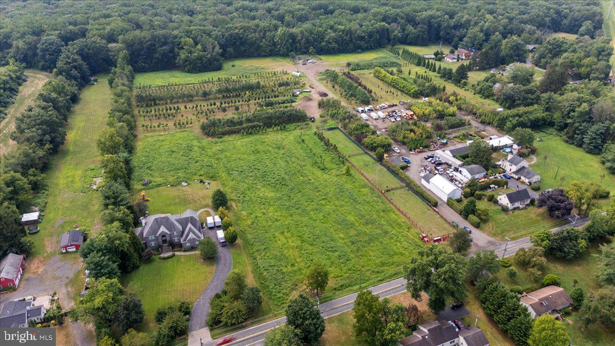 260 Friendship Road Monmouth Junction, NJ 08852 - Photo 41 of 45 Gallery Image 41