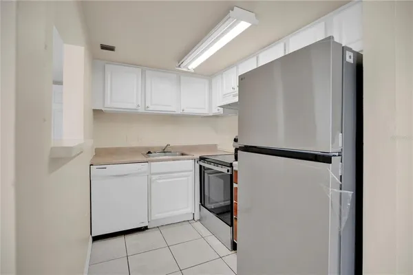 $145,000 | 2507 North Alafaya Trail, Unit 10, Orlando, FL 32826