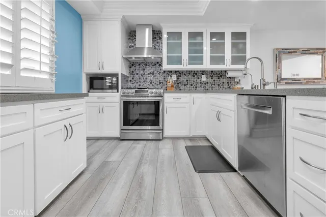 $1,288,888 | 4758 La Villa Marina, Unit J, Marina del Rey, CA 90292