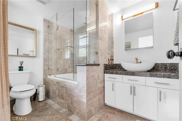 $1,288,888 | 4758 La Villa Marina, Unit J, Marina del Rey, CA 90292