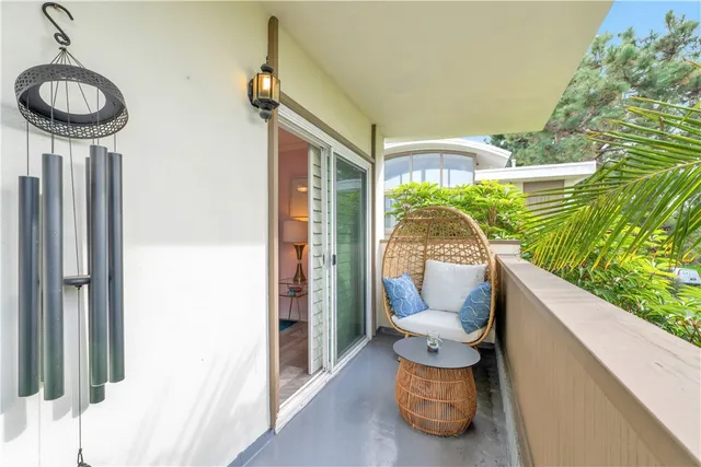 $1,288,888 | 4758 La Villa Marina, Unit J, Marina del Rey, CA 90292