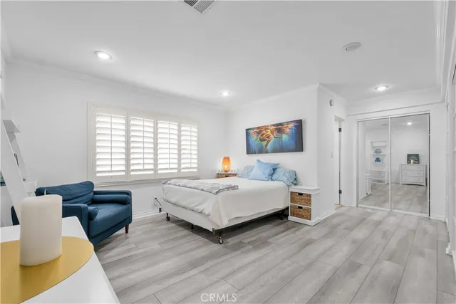 $1,288,888 | 4758 La Villa Marina, Unit J, Marina del Rey, CA 90292