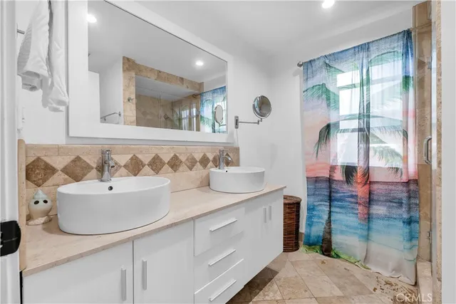 $1,288,888 | 4758 La Villa Marina, Unit J, Marina del Rey, CA 90292