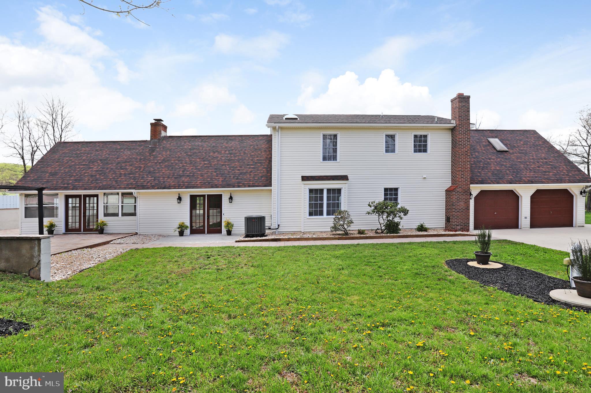 12237 Indian Springs Road Clear Spring, MD 21722 - Photo 3 of 29 Gallery Image 3
