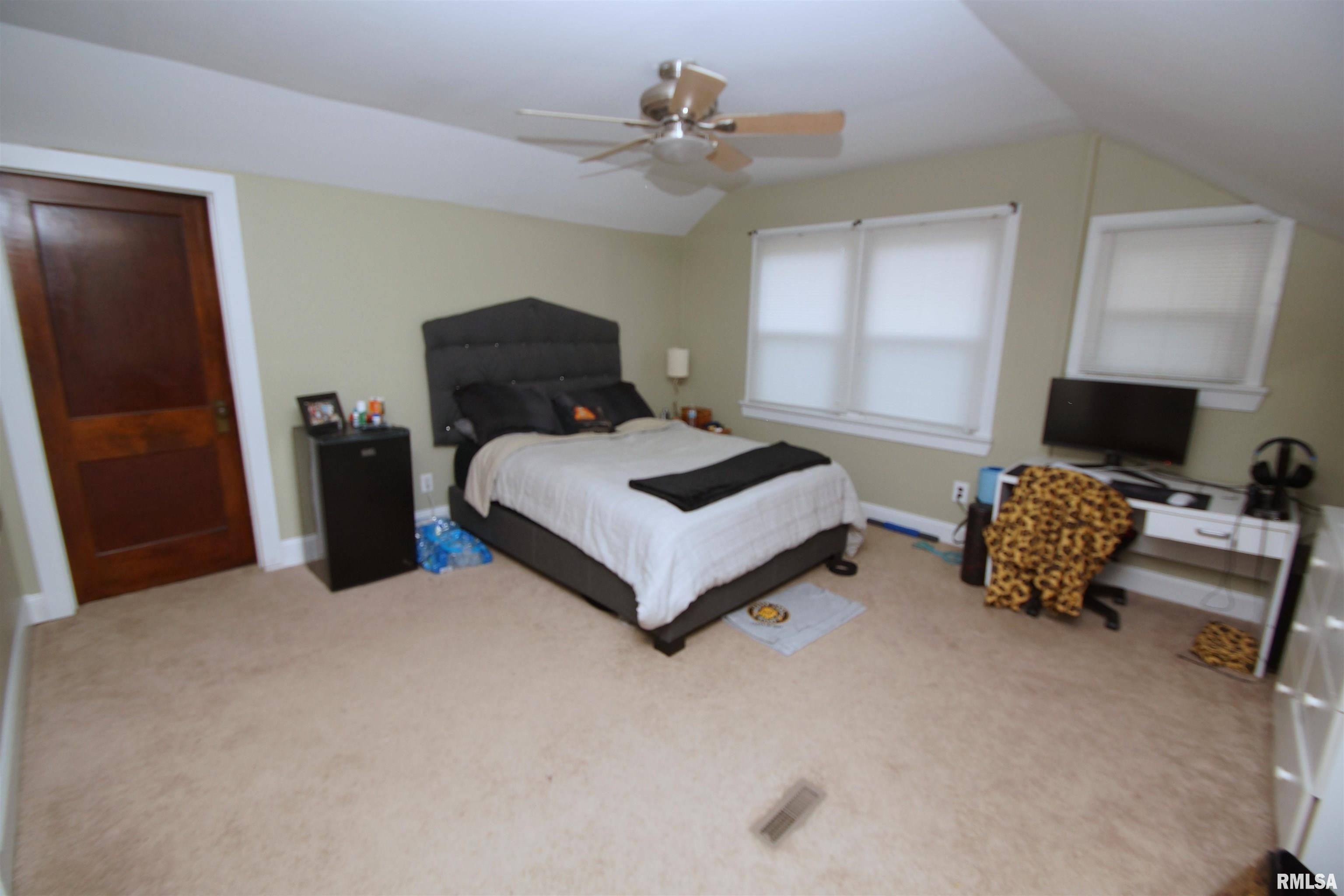 2113 12th Street Moline, IL 61265 - Photo 13 of 19