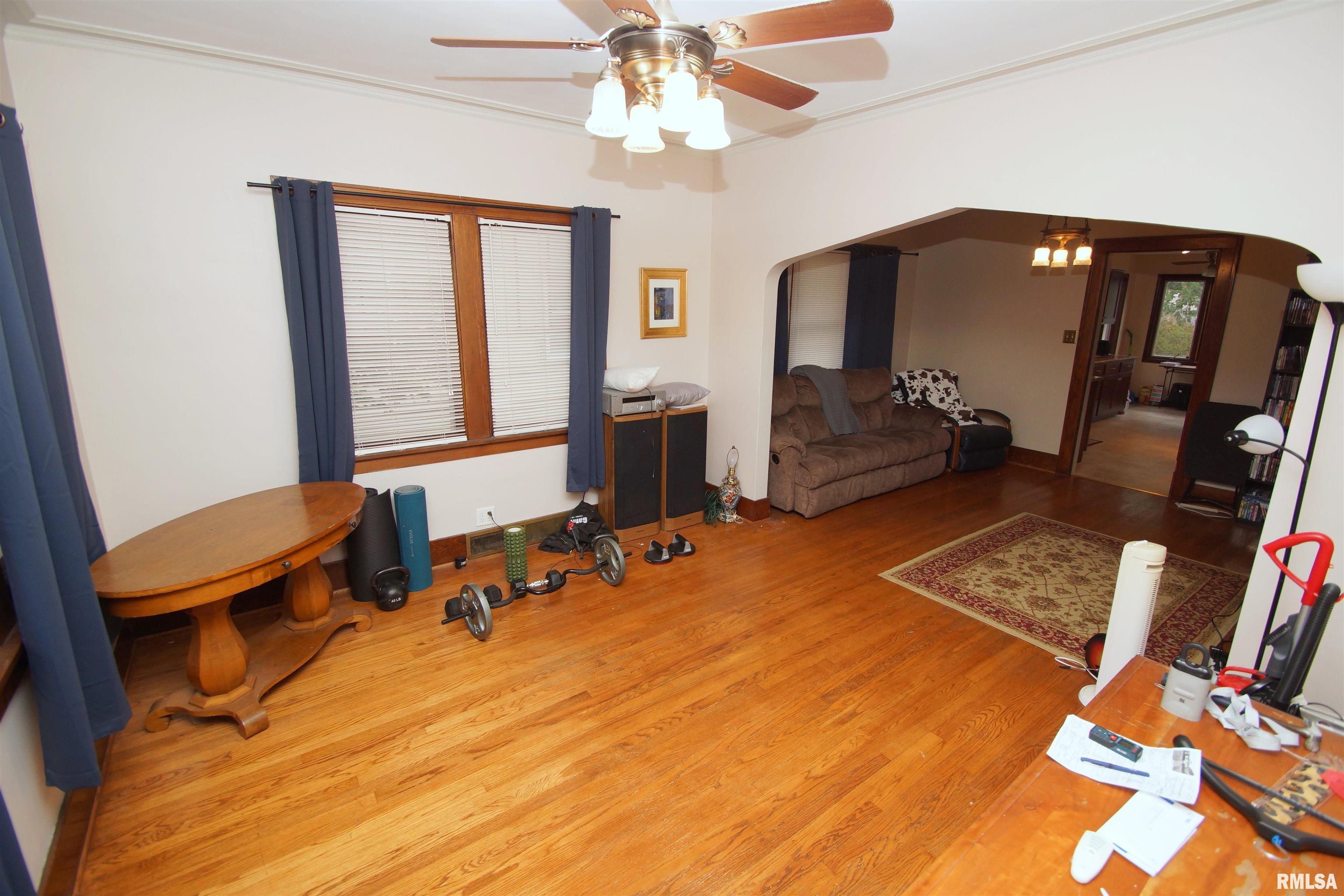 2113 12th Street Moline, IL 61265 - Photo 4 of 19