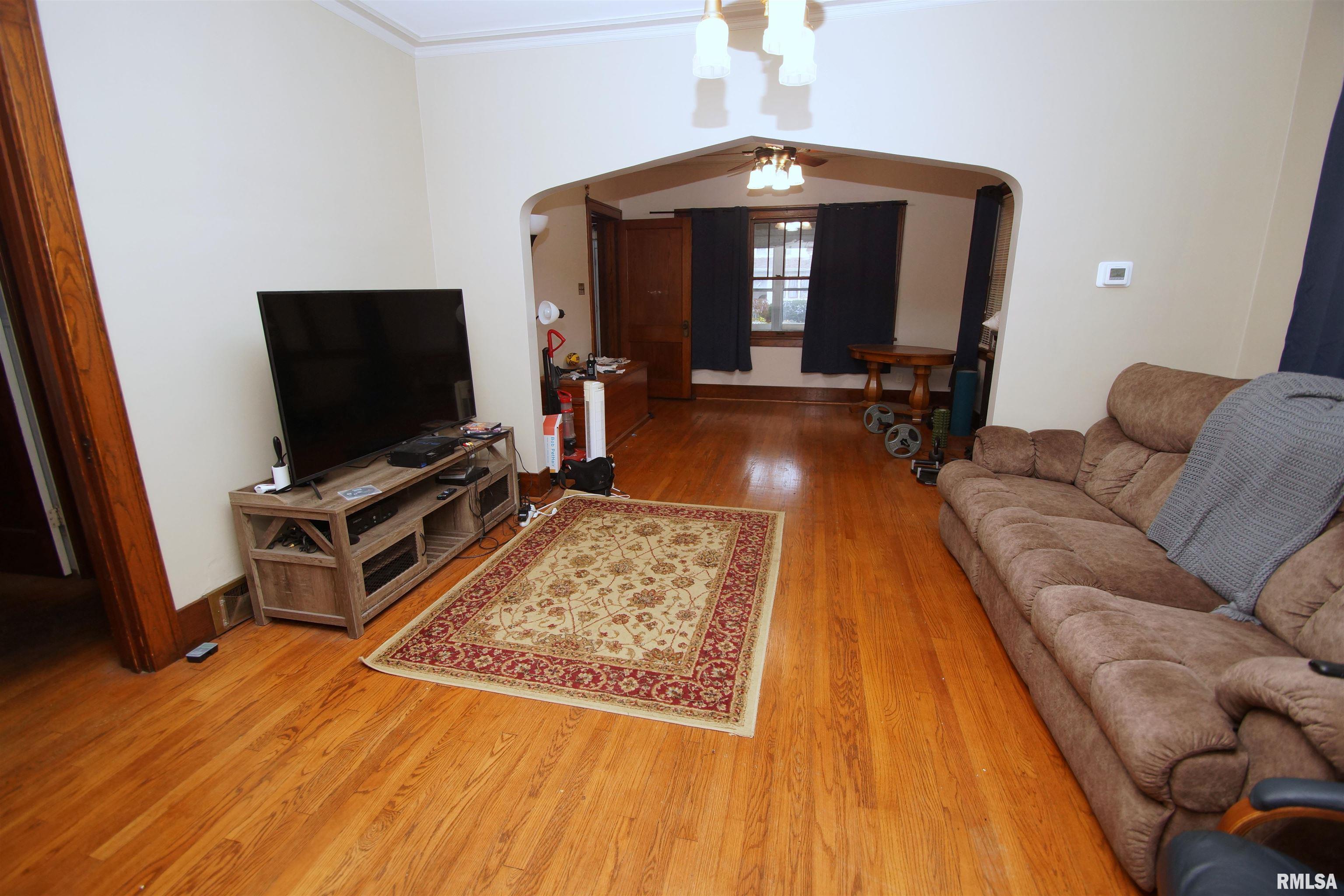 2113 12th Street Moline, IL 61265 - Photo 6 of 19