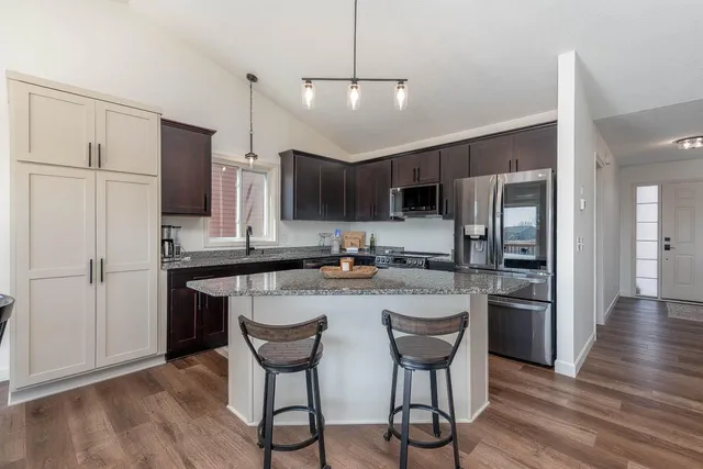 $359,900 | 1051 Sakatah Court, Madison Lake, MN 56063