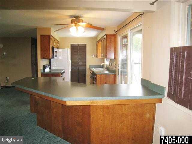 1860 3rd Avenue York, PA 17402 - Photo 8 of 14