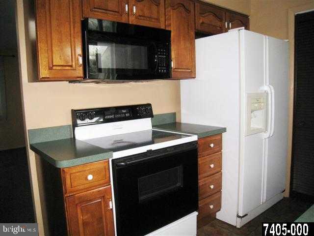 1860 3rd Avenue York, PA 17402 - Photo 10 of 14