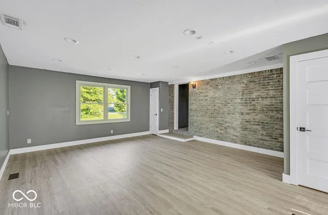 $470,000 | 5020 East County Road 100 North, Avon, IN 46123