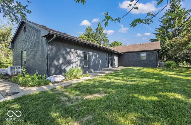 $470,000 | 5020 East County Road 100 North, Avon, IN 46123