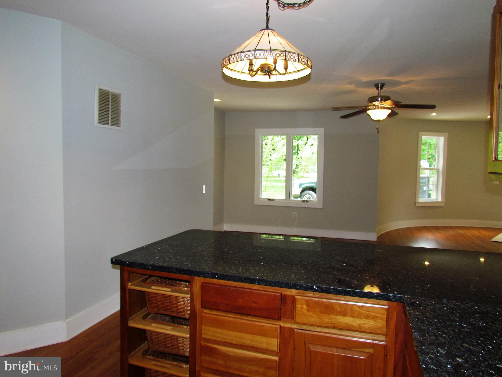 12336 Coppermine Road Union Bridge, MD 21791 - Photo 5 of 37 Granite counters in kitchen