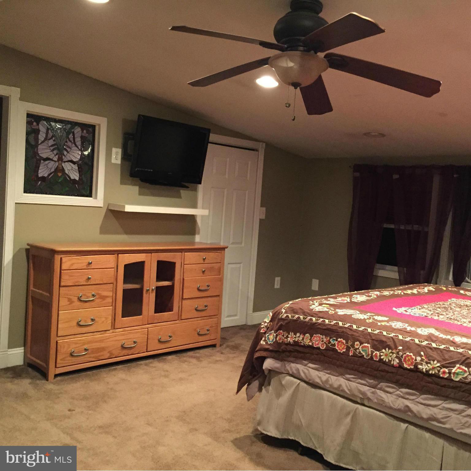 605 Cleveland Road Linthicum, MD 21090 - Photo 15 of 27 Bedroom (Master)